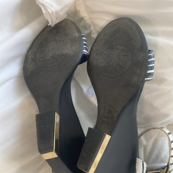 VGUC Tory Burch, Navy and White, wedge high heel. - Picture 5 of 9